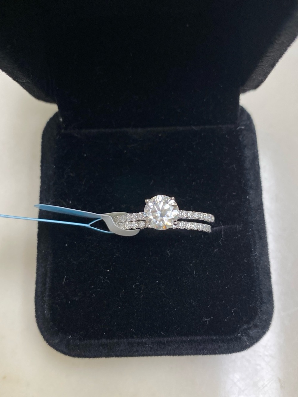 Round Cut Moissanite Engagement Ring Set Size 9